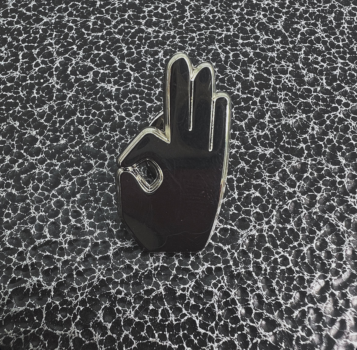 This set of three Kappa Alpha Psi “Yo!” pins is a must-have for any collector or fan of fraternal organizations. The pins feature the iconic “Yo!” hand sign, representing the unity and brotherhood of the Kappa Alpha Psi fraternity. Perfect for displaying on a jacket, backpack, or pin board, these pins are a great way to show your pride and support for the organization.