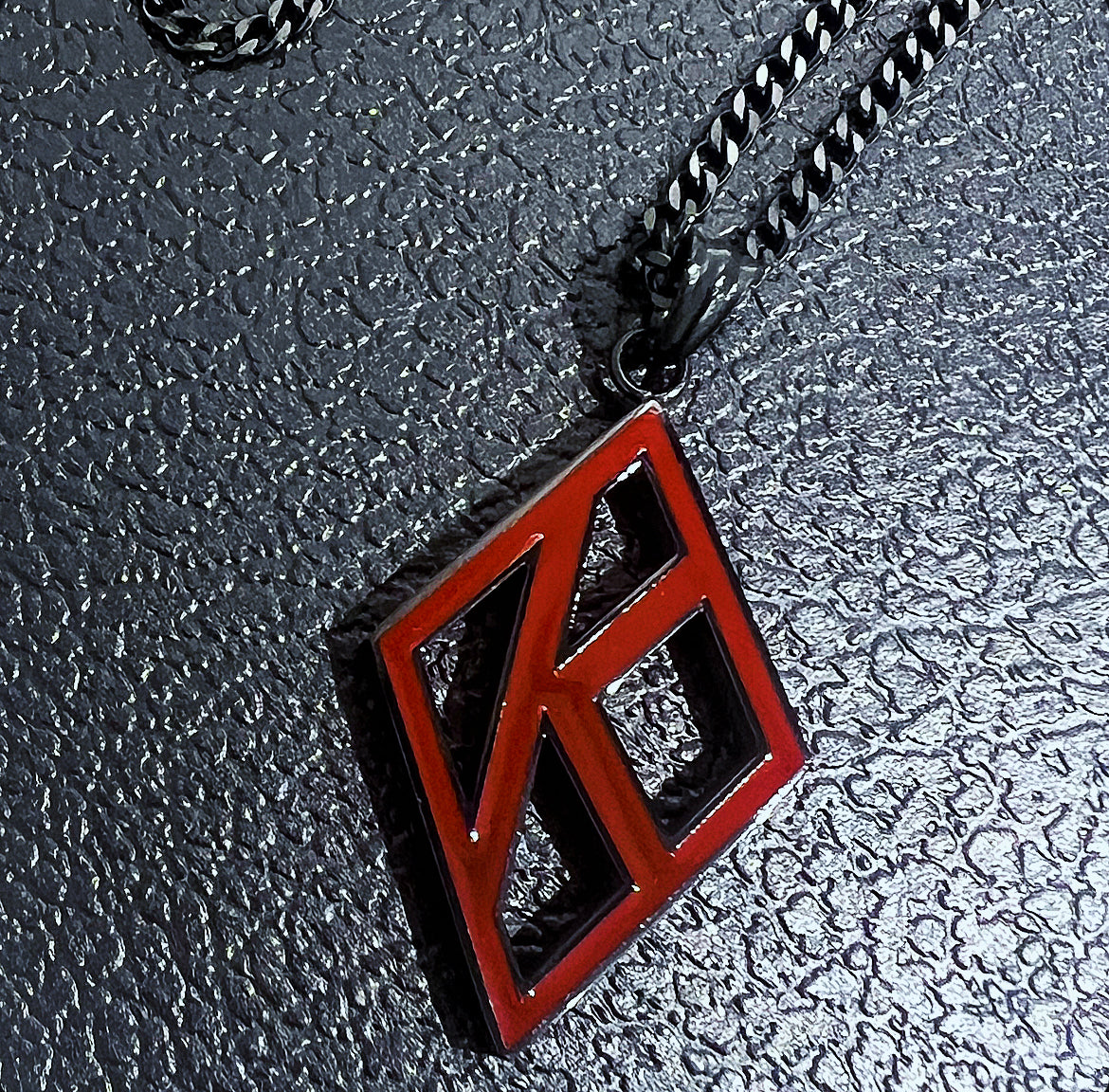 ΚΑΨ Floating K Crimson & Black Necklace