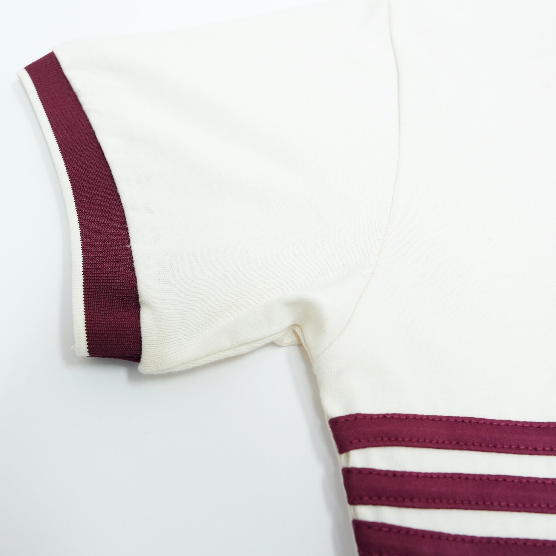 The&nbsp;Kappa Alpha Psi Coat of Arms T-Shirt is a stylish and comfortable option for brothers of the Kappa Alpha Psi fraternity. Featuring the iconic coat of arms of the organization, this shirt proudly displays the brand's heritage and values. Made from high-quality materials, this T-shirt is a great addition to any Nupes wardrobe, allowing him to show off his affiliation with Kappa in a casual and fashionable way.