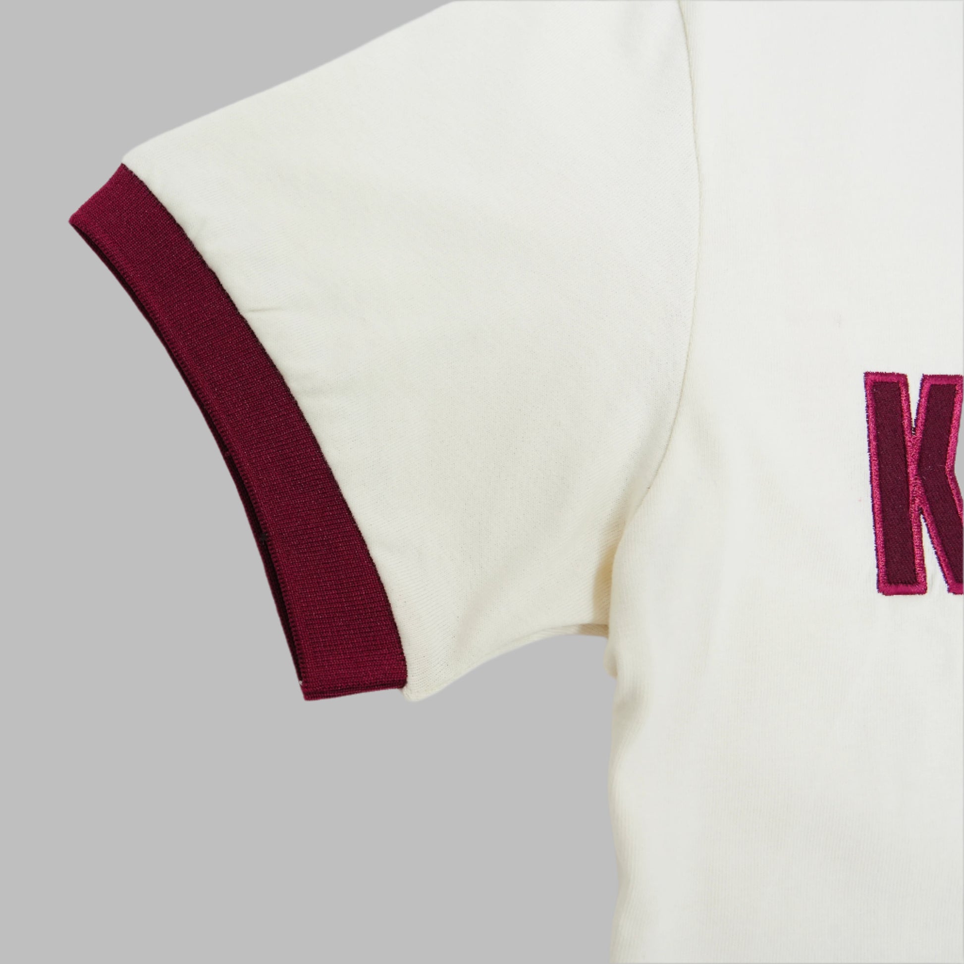 The Kappa Alpha Psi Shield Short Sleeve T-shirt is a stylish and comfortable option for Nupes looking to represent their brand. Made by the Nupe Kave, this t-shirt features a short sleeve design, perfect for everyday wear. Whether worn casually or dressed up, this shirt is a great choice for any member of the Kappa Alpha Psi fraternity.