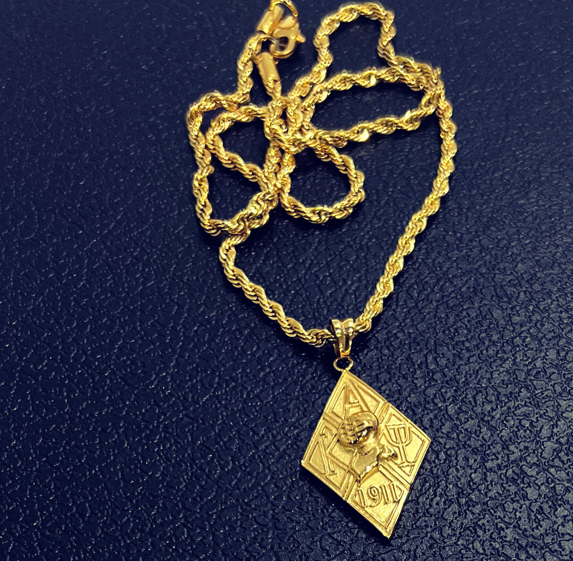 Kappa Alpha Psi Necklace - Gold