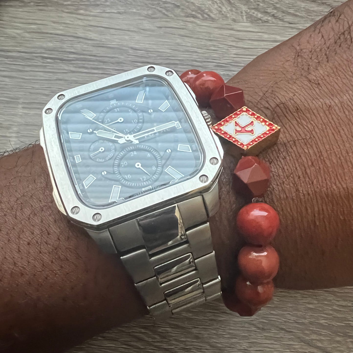 Kappa Alpha Psi fraternity exclusive Glass Beaded Bracelet on elastic stretch rope; simple and elegant. Easy bracelet to slide on and off wrist. The color of amber beads may vary from bracelet to bracelet due to each bracelet being hand made from natural materials with a personal touch.